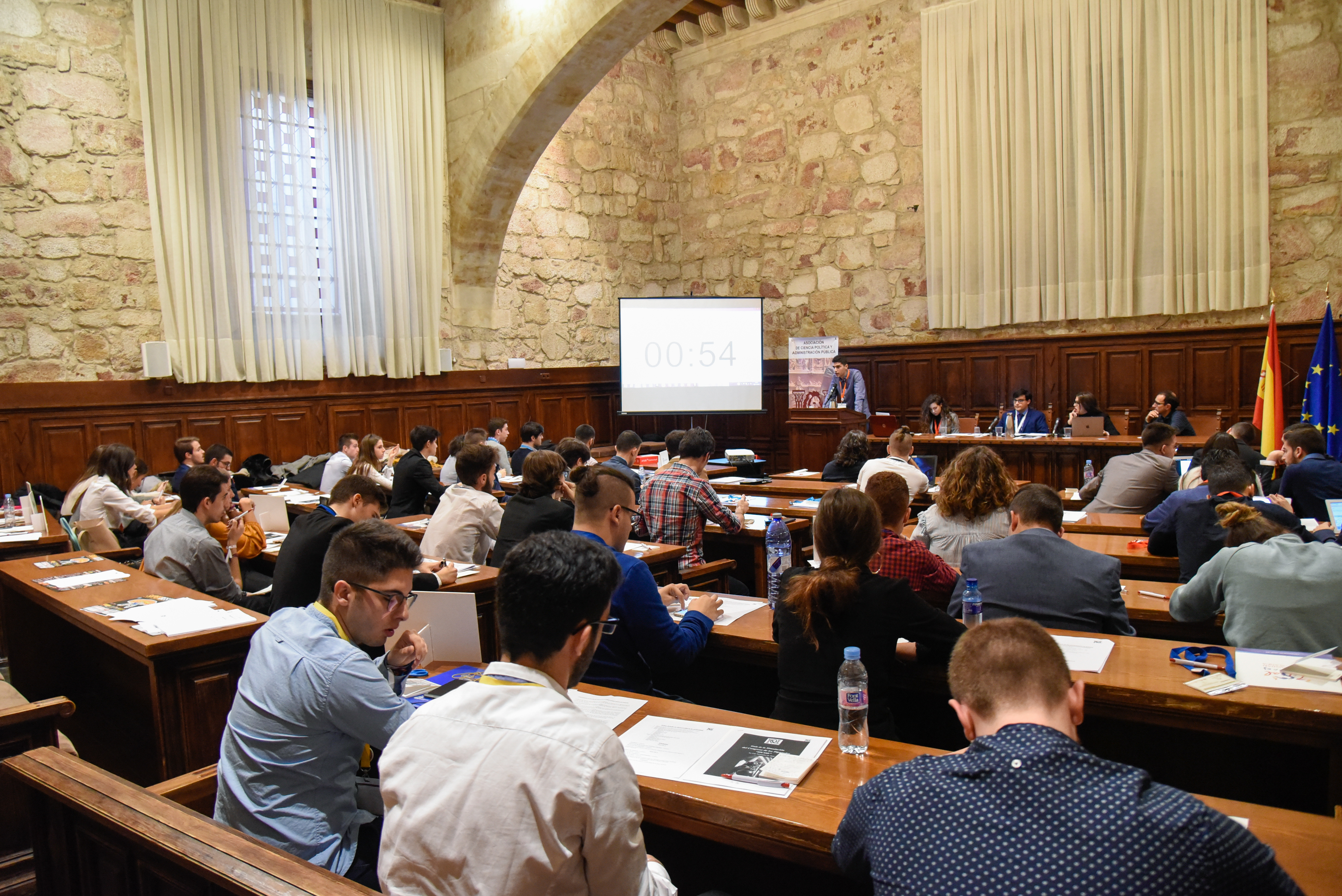 La Universidad de Salamanca celebra la II edición de su Simulación del Congreso de los Diputados (SICOD) con la participación de David Serrada y Encarnación Pérez Álvarez