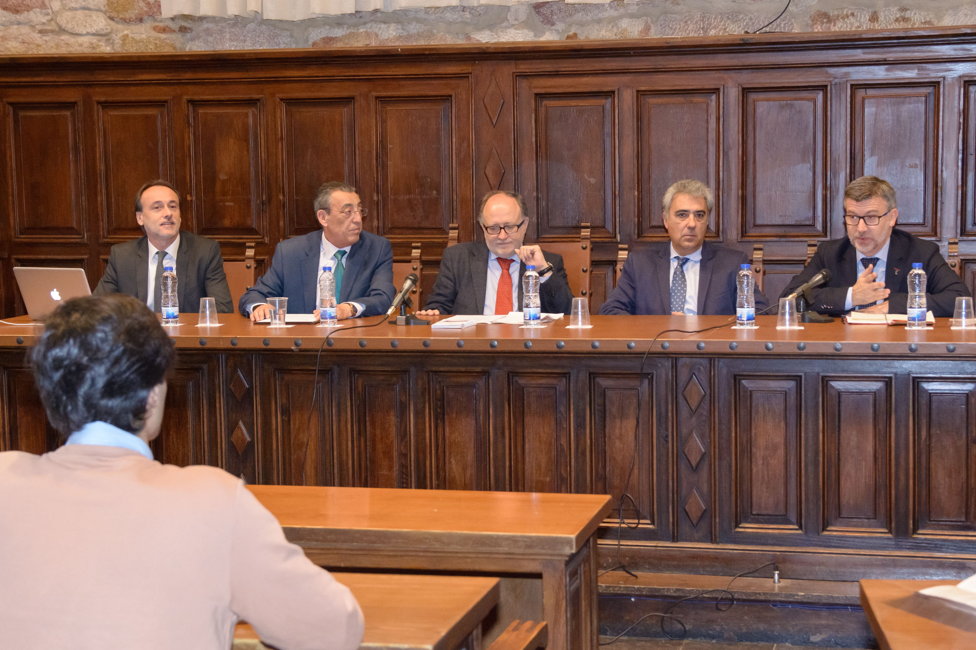 El congreso ‘Restaurar-Rehabilitar’ rinde homenaje a la restauración de la Fachada de la Universidad de Salamanca a través de 30 ponencias y tres conciertos
