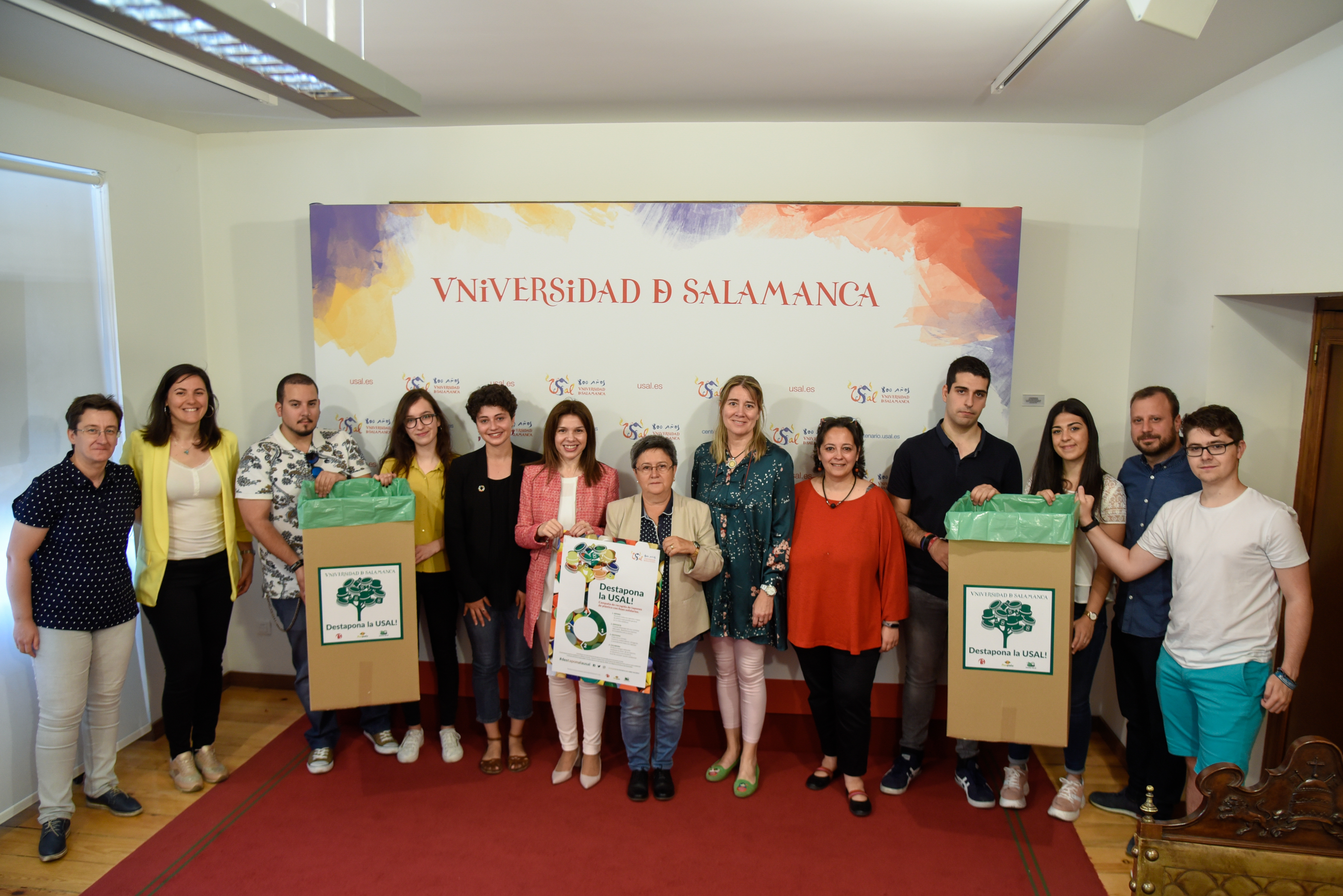 La Universidad de Salamanca impulsa una campaña permanente de recogida solidaria de tapones con motivo del Día Mundial del Medio Ambiente