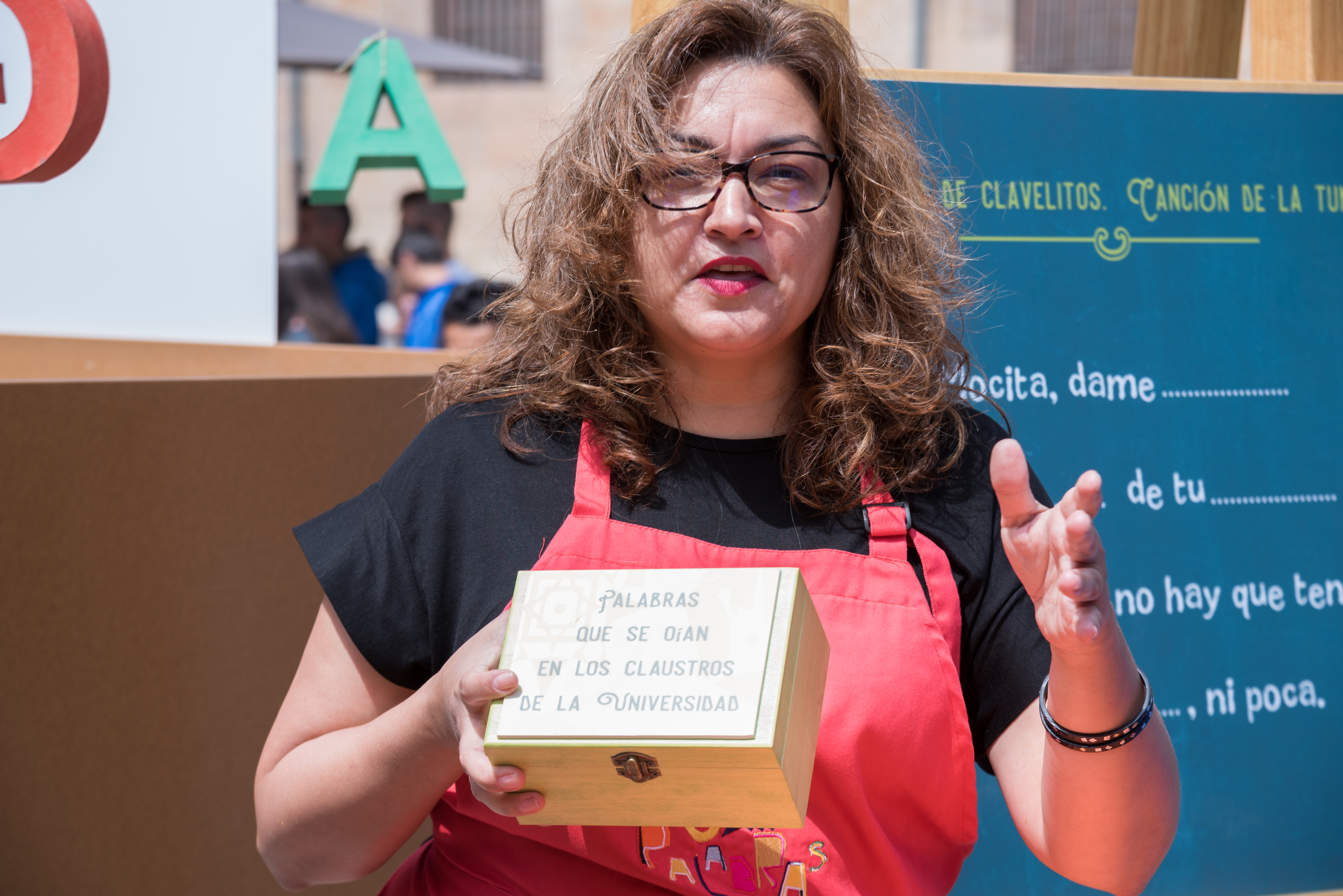 La Plaza de Anaya se transforma en un ‘Mercado de palabras’ con motivo del VIII Centenario de la Universidad de Salamanca