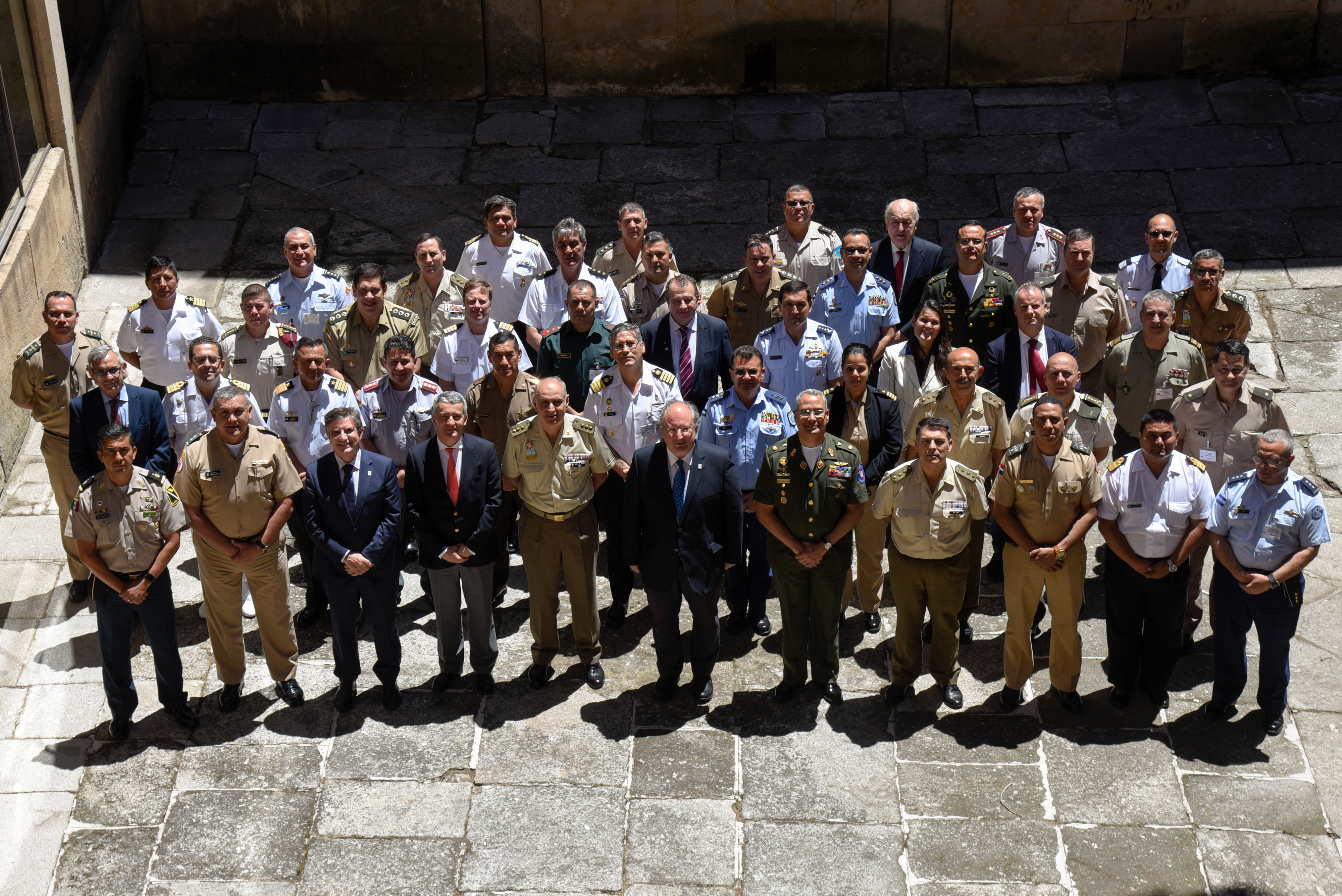 Alrededor de medio centenar de mandos militares se gradúan en el XVIII Curso de Altos Estudios Estratégicos para Oficiales Superiores Iberoamericanos