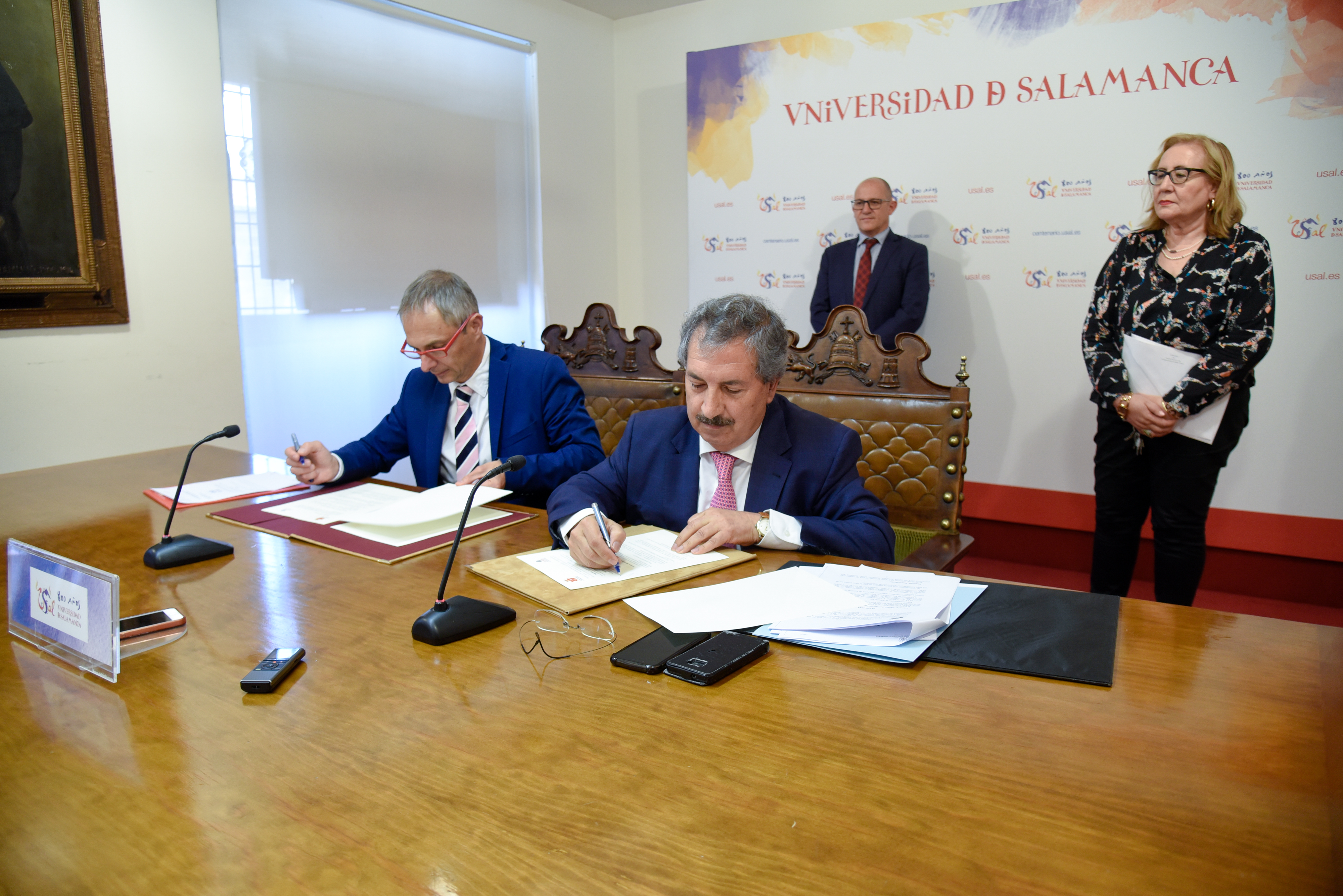 Universidad de Salamanca y el Consejo General del Poder Judicial firman un convenio para impulsar la investigación y la docencia  