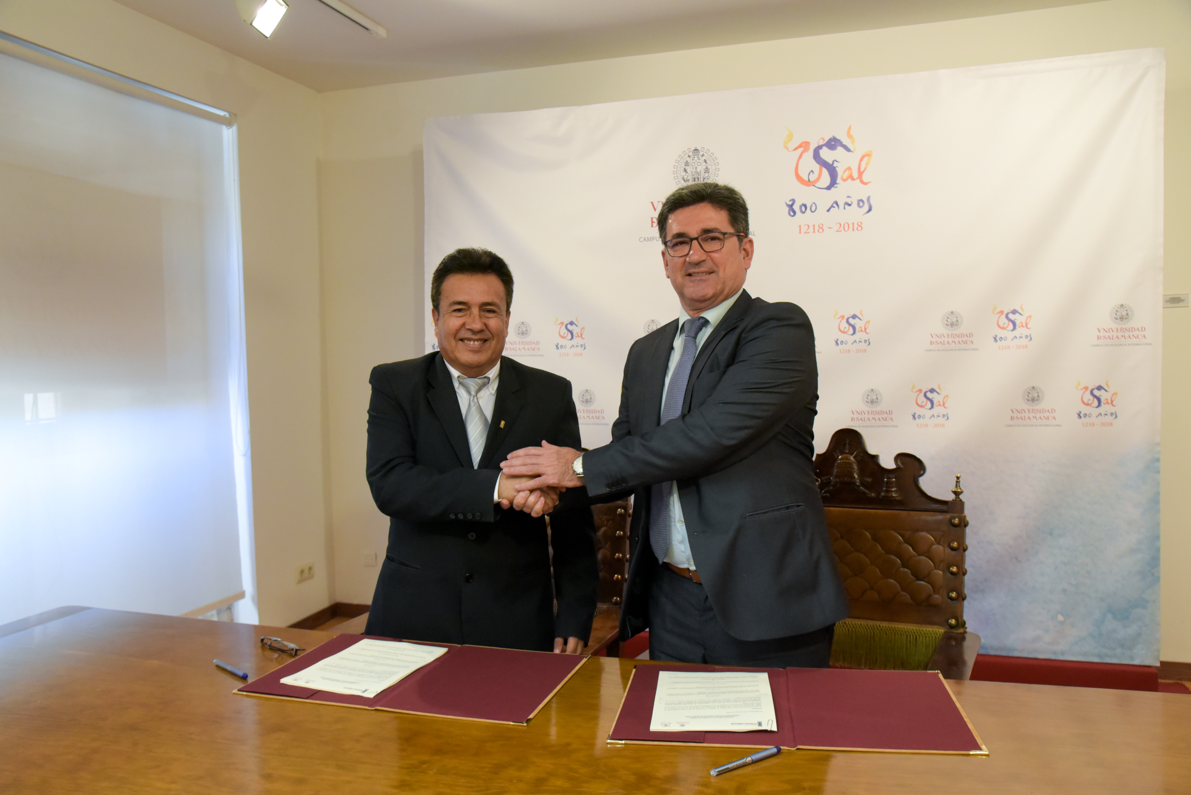 La Universidad de Salamanca suscribe dos convenios de colaboración con la Universidad Nacional Federico Villareal y la Universidad Estadual do Norte de Paraná  