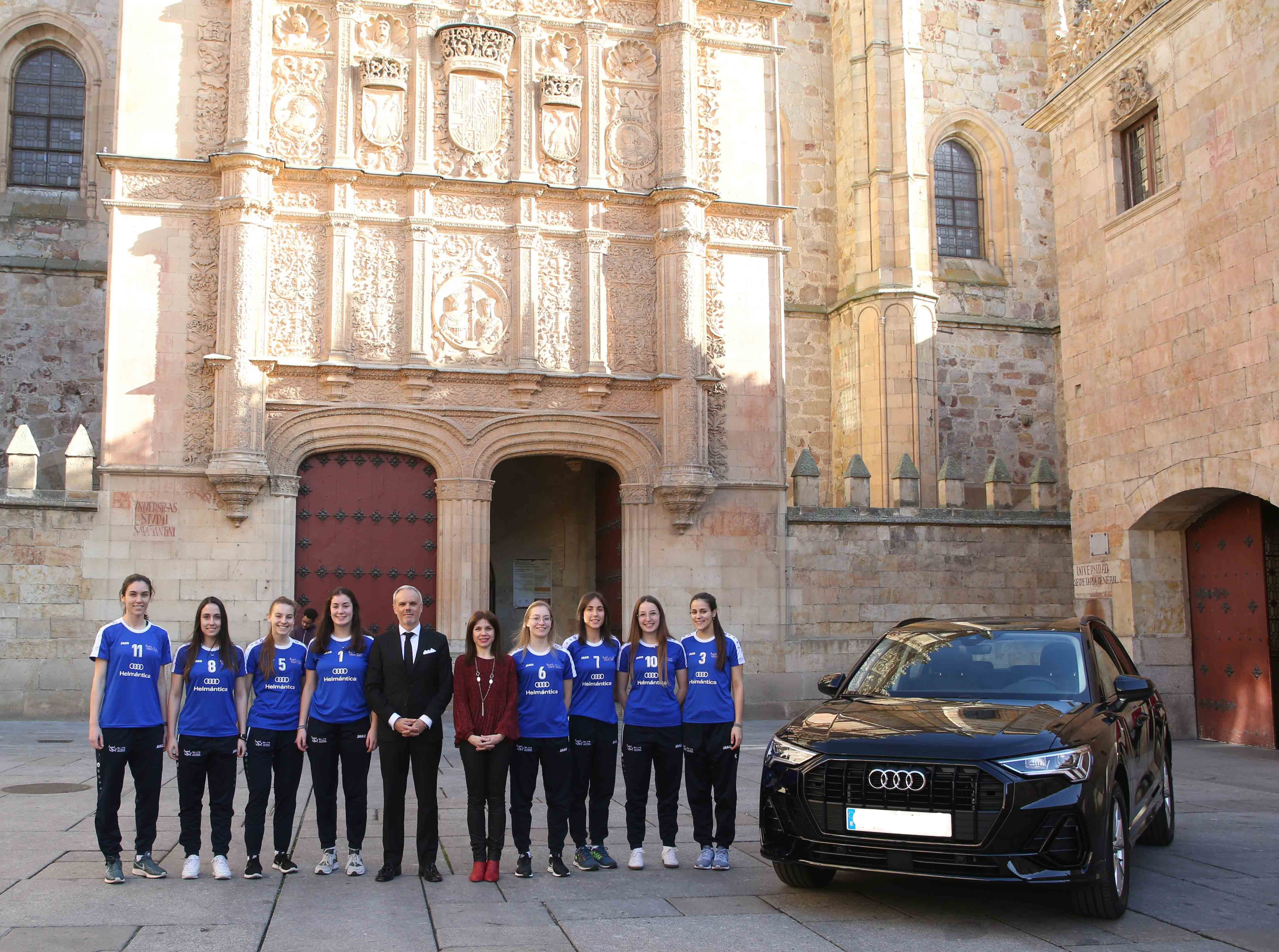 Audi Helmántica, nuevo patrocinador del equipo de voleibol femenino de la Universidad de Salamanca 