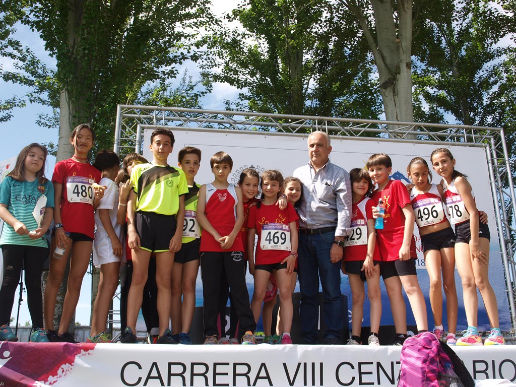 El III Circuito de Carreras Populares ‘VIII Centenario de la Universidad de Salamanca’ muestra su solidaridad con la Asociación del Parkinson Salamanca