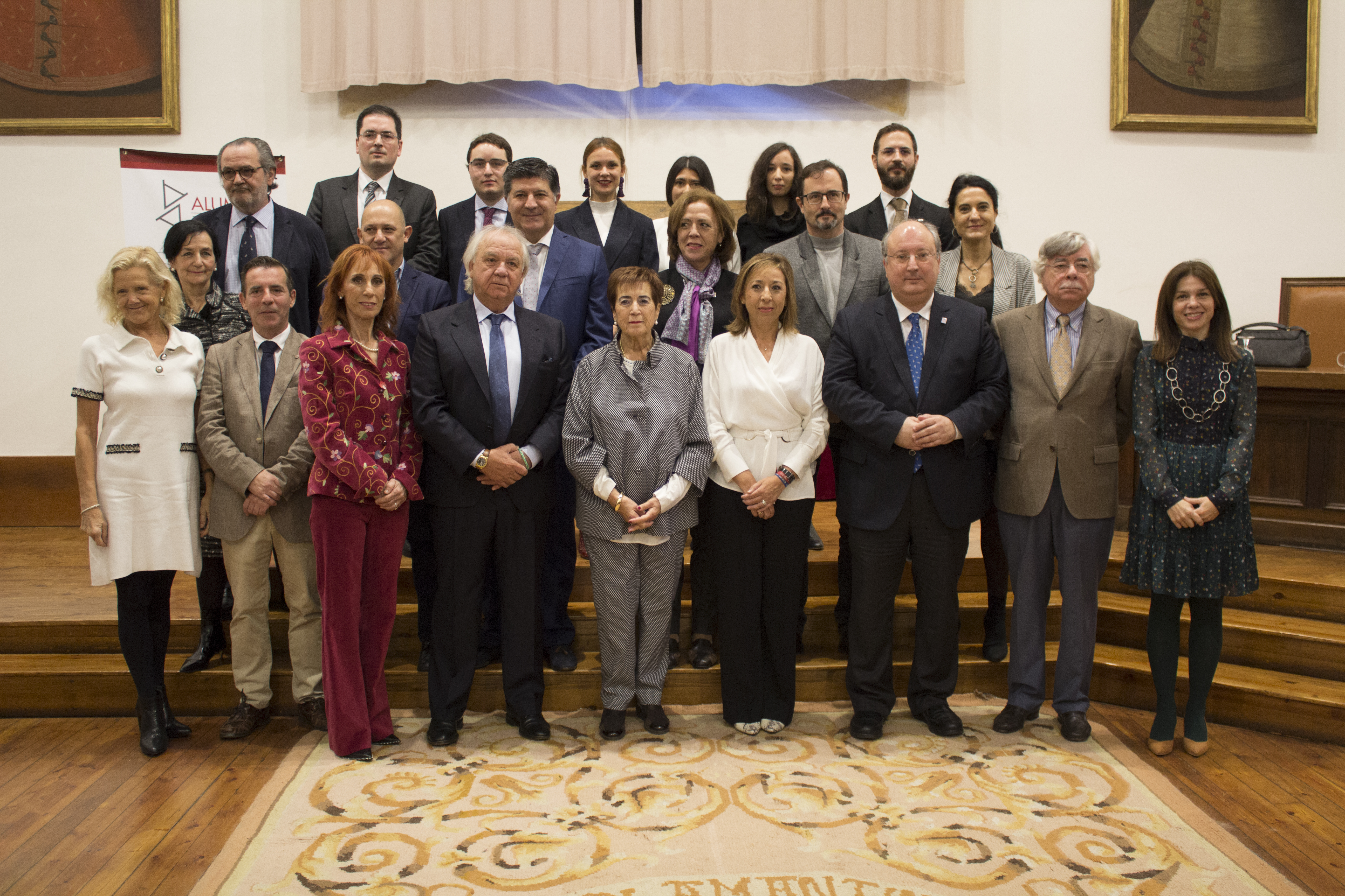 Alumni-Universidad de Salamanca entrega los premios ‘Profesor Garmendia’, ‘José Manuel Gómez Pérez’ y ‘López Martí’
