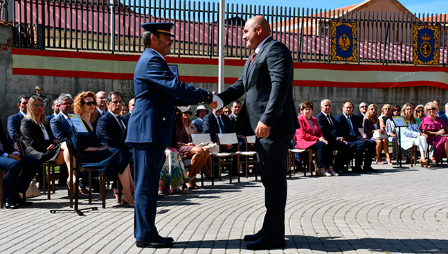 La Cátedra Almirante Martín Granizo de la Universidad de Salamanca recibe el Premio ‘Defensa 2022’, concedido por la Subdelegación de Defensa en Salamanca