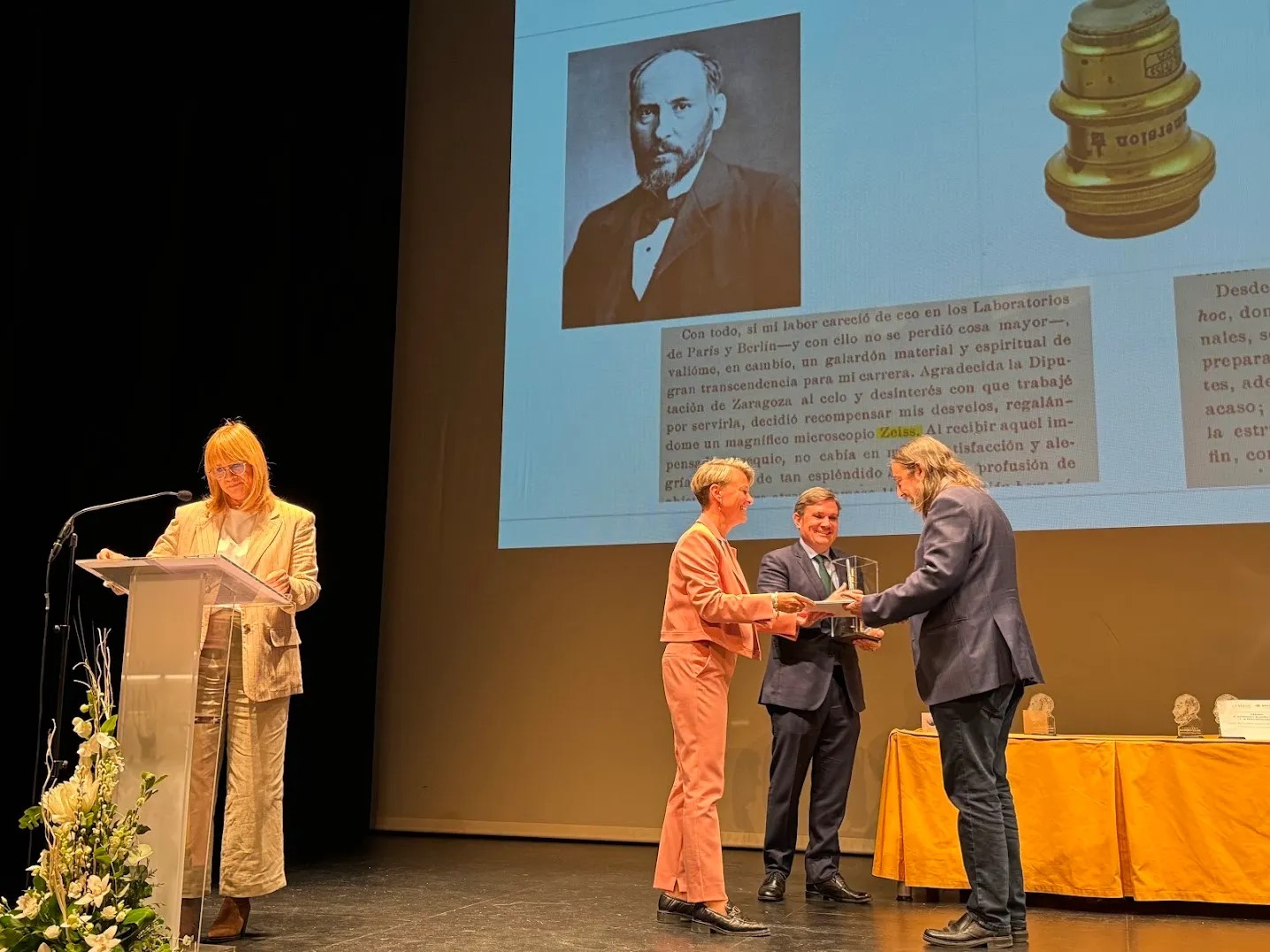Adolfo García-Sastre y Javier Bravo Cordero, distinguidos con el Premio Cajal ZEISS