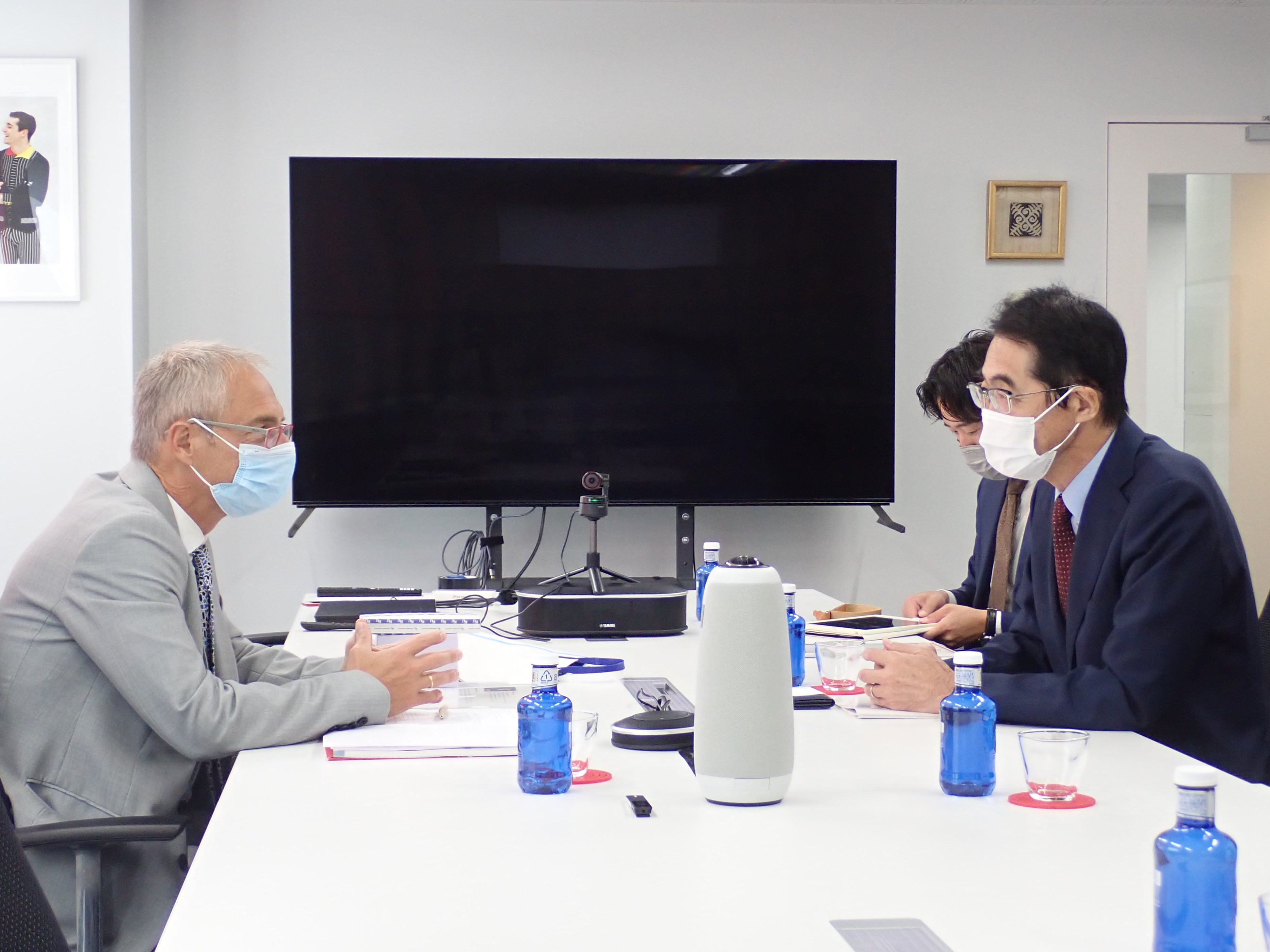 El rector de la Universidad de Salamanca impulsa las relaciones con universidades e instituciones japonesas 