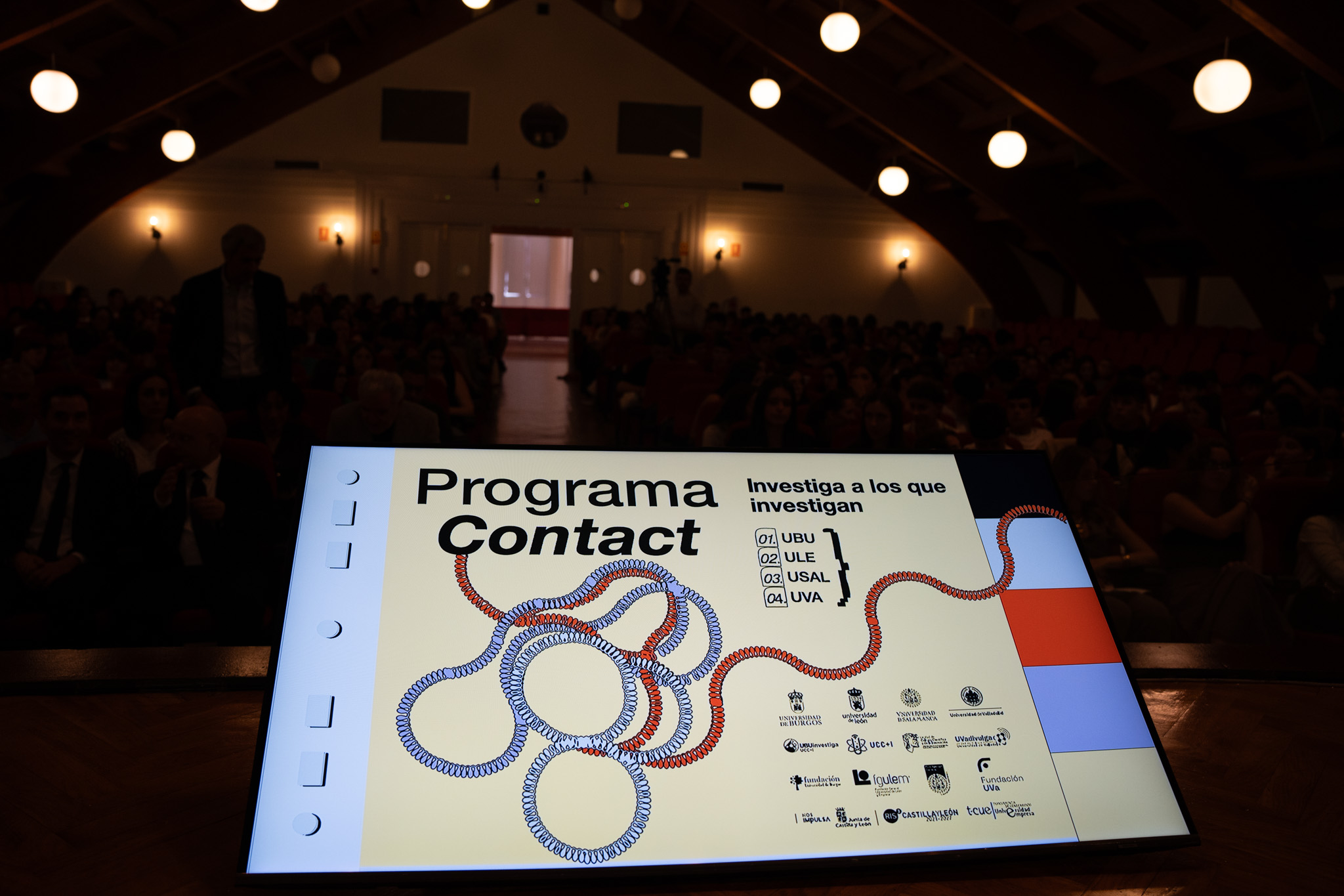 Concluye con éxito “Contact”, el programa regional que conecta a jóvenes con la ciencia coordinado por la USAL