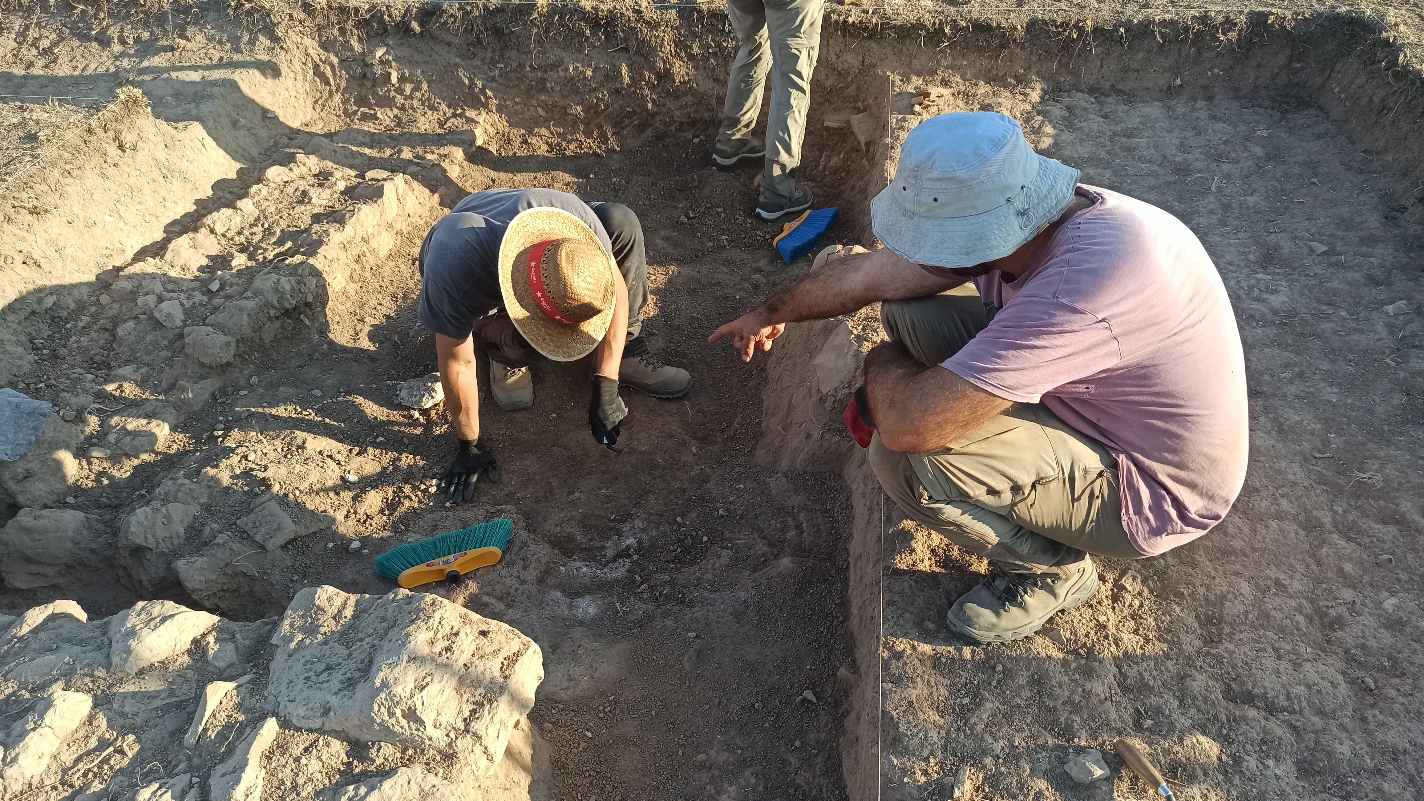 Arqueólogos de la Universidad de Salamanca descubren en la localidad burgalesa de Olmillos de Sasamón una iglesia visigoda inédita