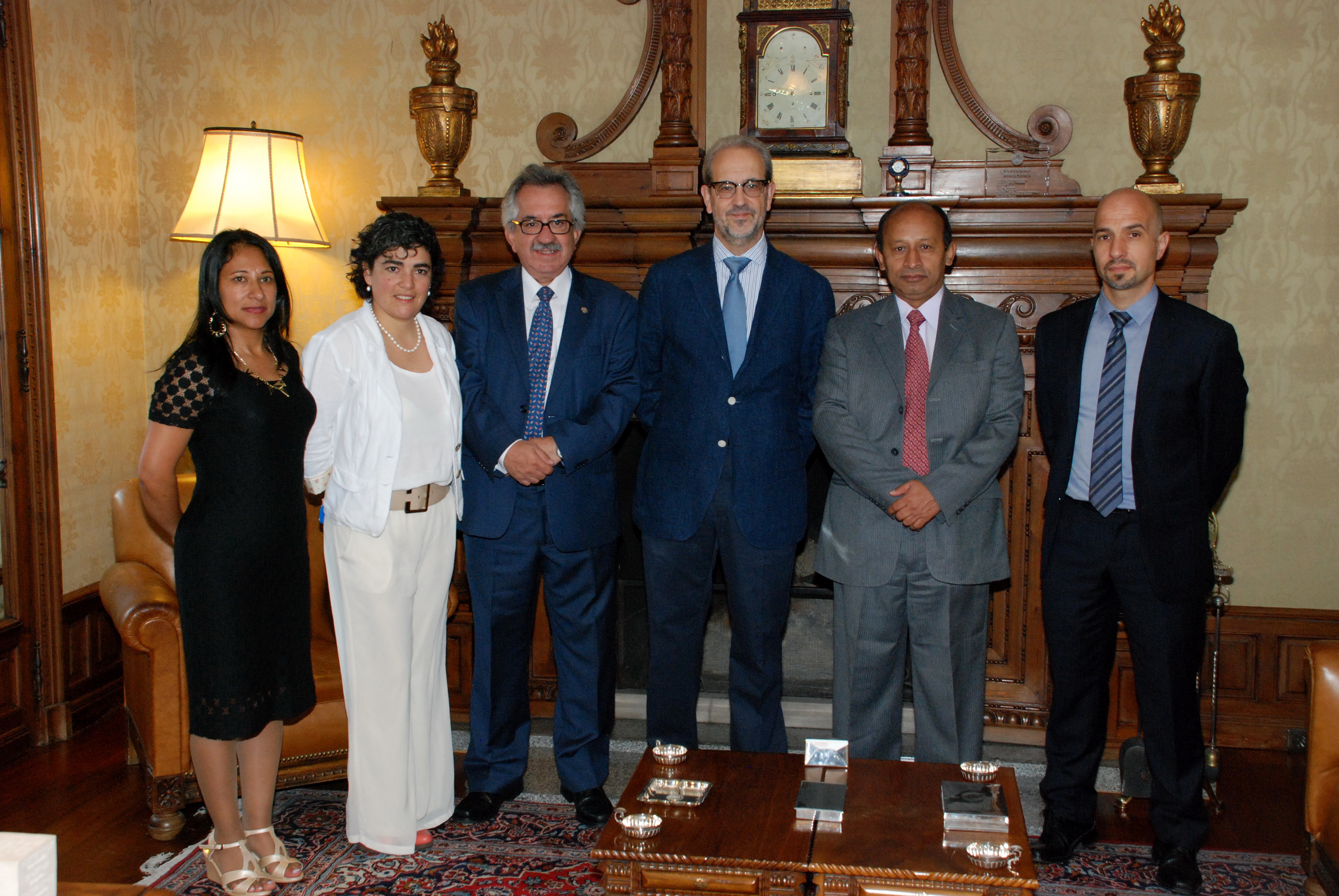 El rector de la Universidad de Salamanca recibe a su homólogo de la Universidad Nacional de Colombia, Ignacio Mantilla