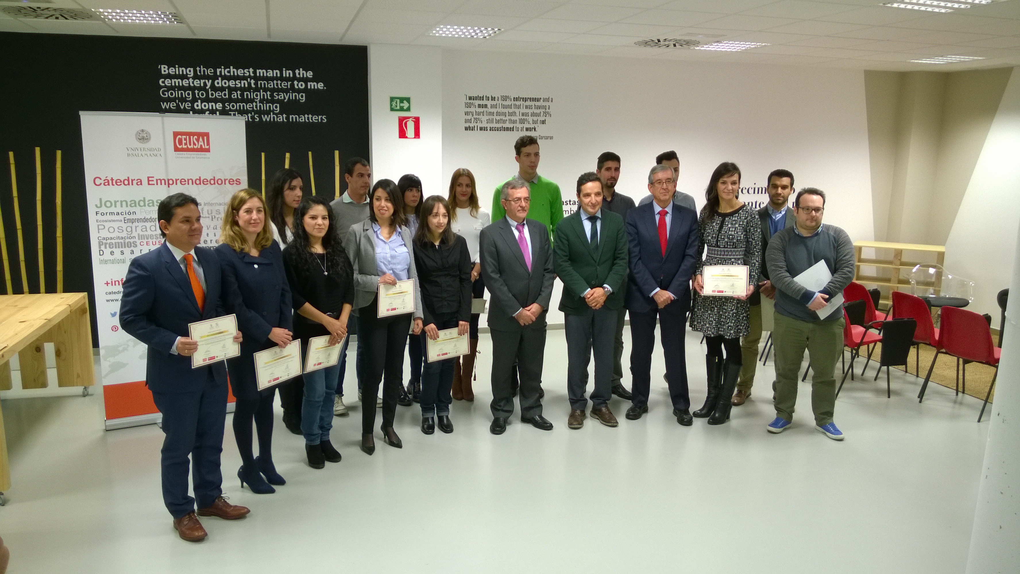El vicerrector de Investigación y Transferencia entrega los premios Usal Emprende y Cátedra de Emprendedores Universidad de Salamanca CEUSAL