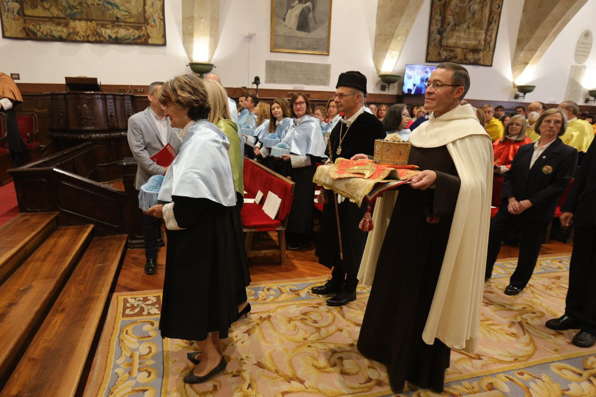 Conmemoración del doctorado "honoris causa" de Santa Teresa de Jesús