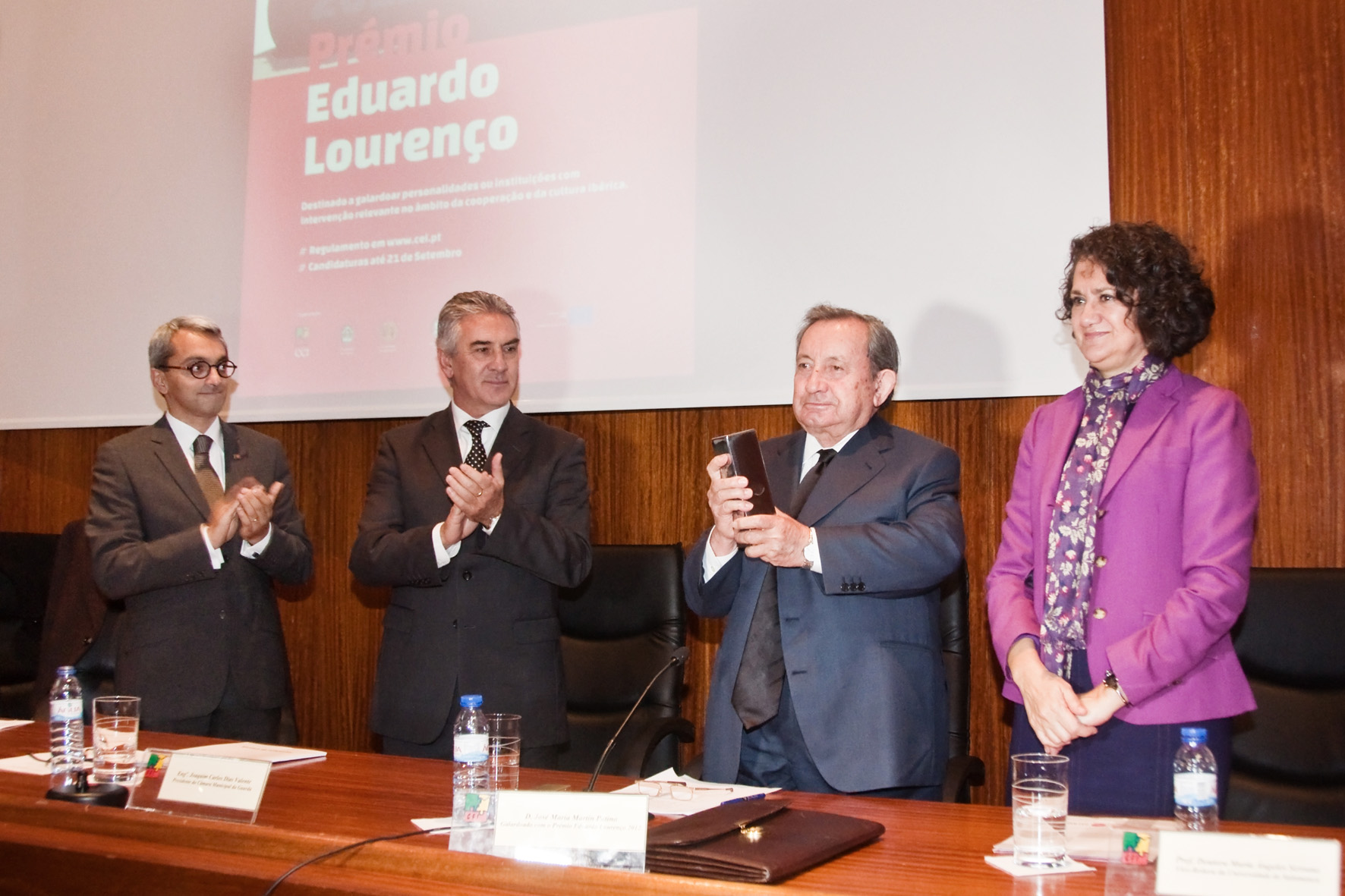 El sacerdote José María Martín Patino recibe el Premio Eduardo Lourenço, instituido por el Centro de Estudios Ibéricos
