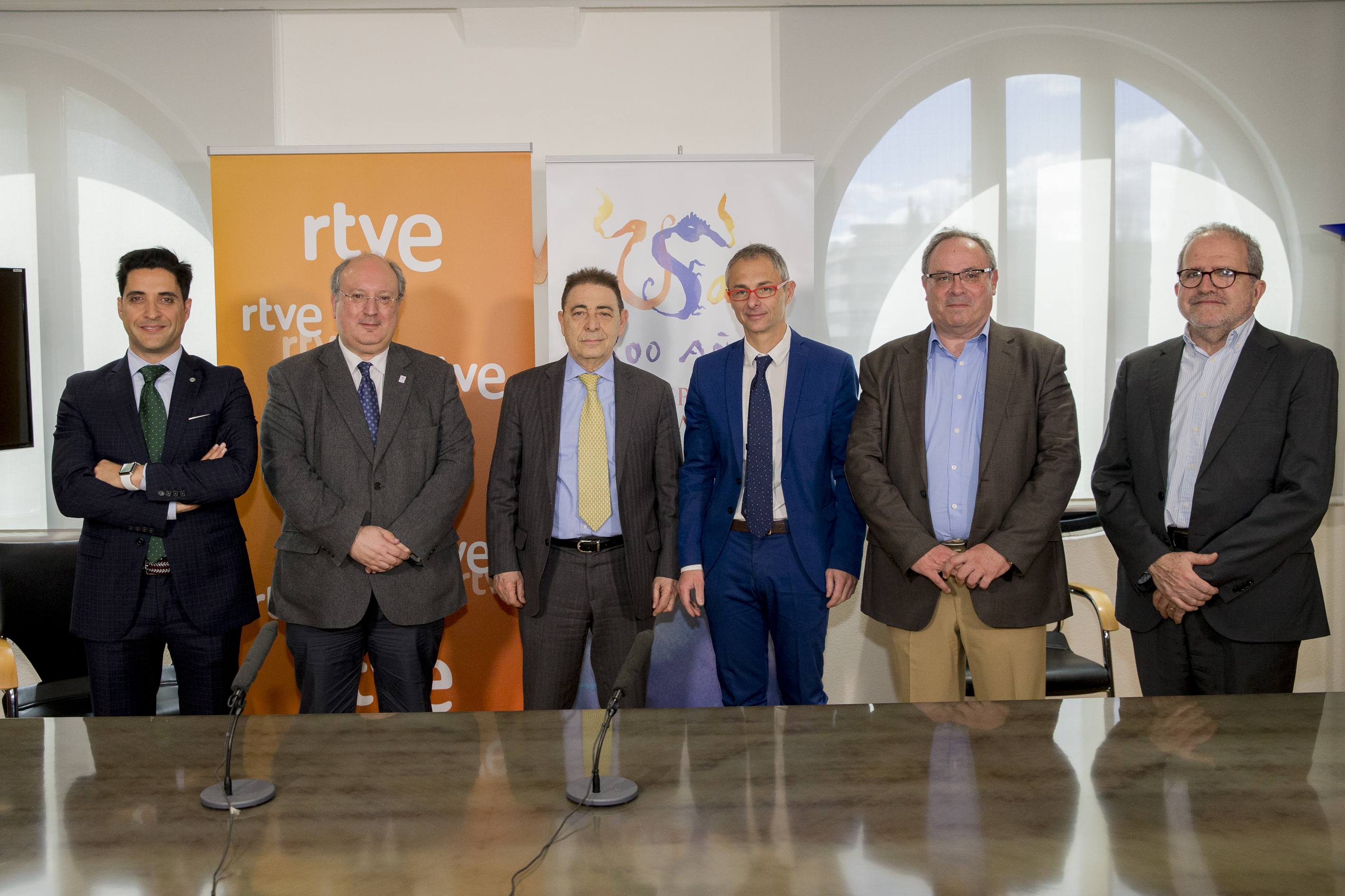 La Universidad de Salamanca y la Corporación RTVE firman un convenio para la creación de una cátedra sobre emprendimiento tecnológico en el sector media