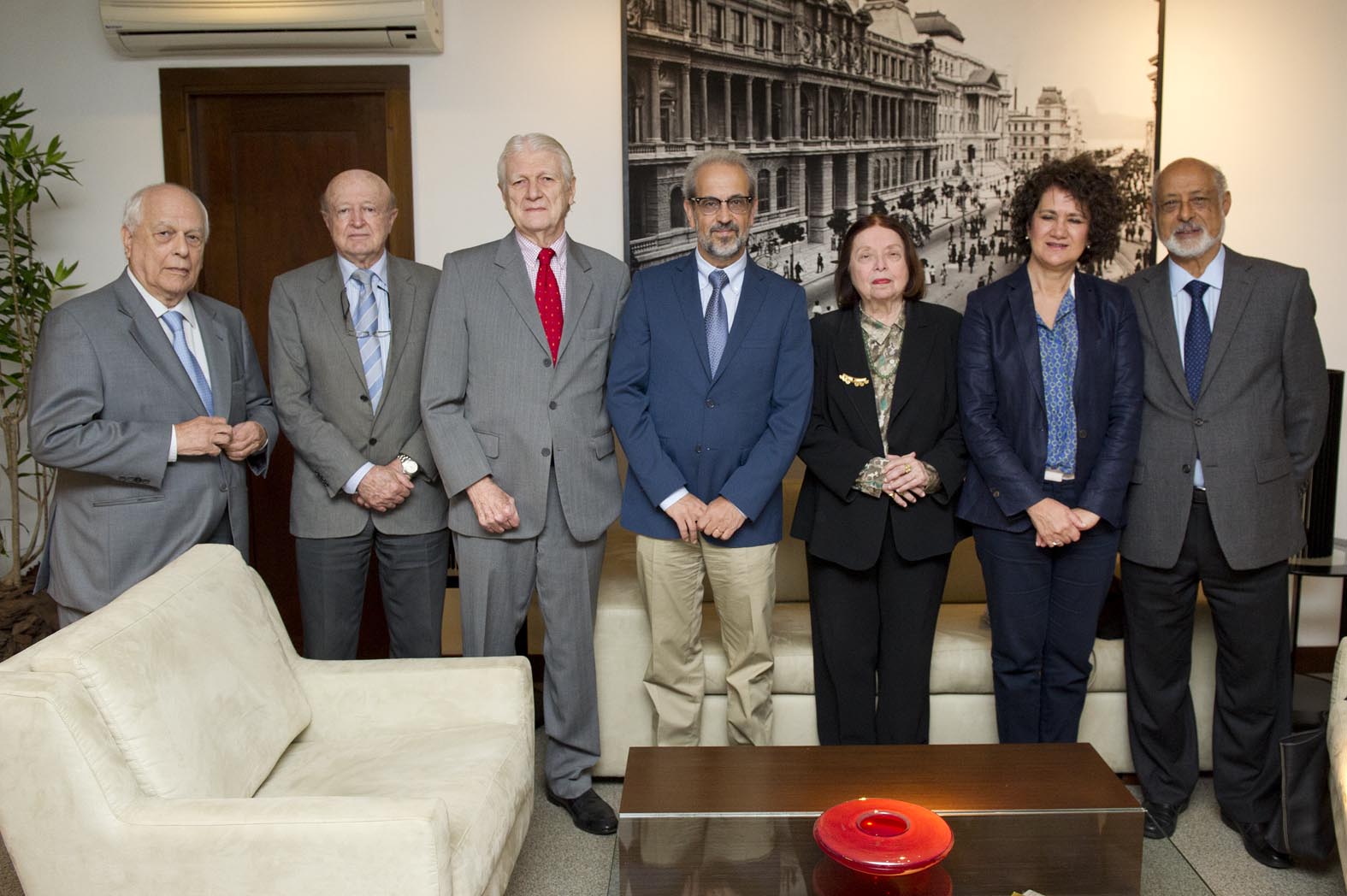 La Universidad de Salamanca y la Academia Brasileña de Letras potenciarán la cooperación académica y cultural entre ambos países