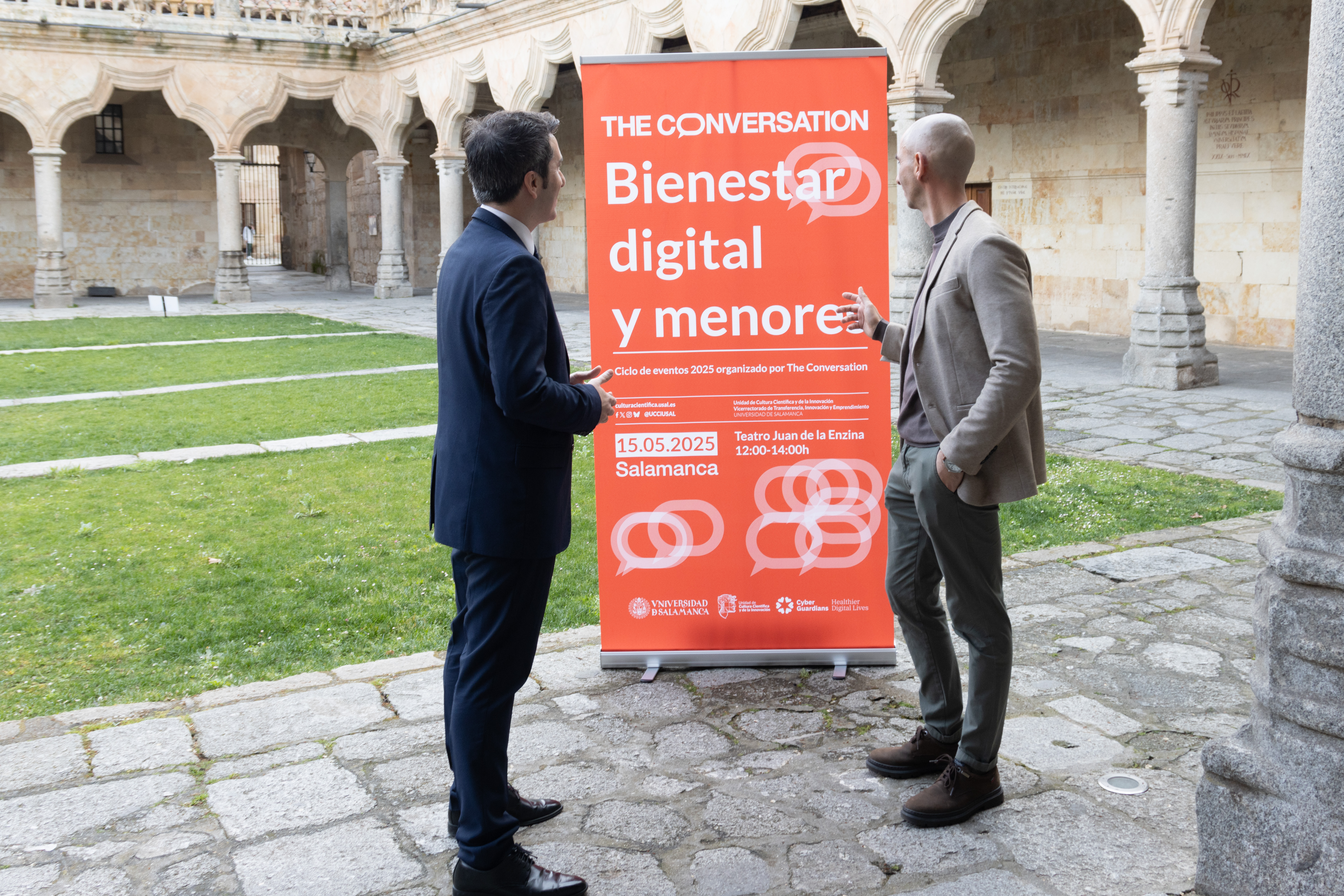 La USAL analizará la relación entre menores, tecnología y salud mental en un evento con ‘The Conversation’