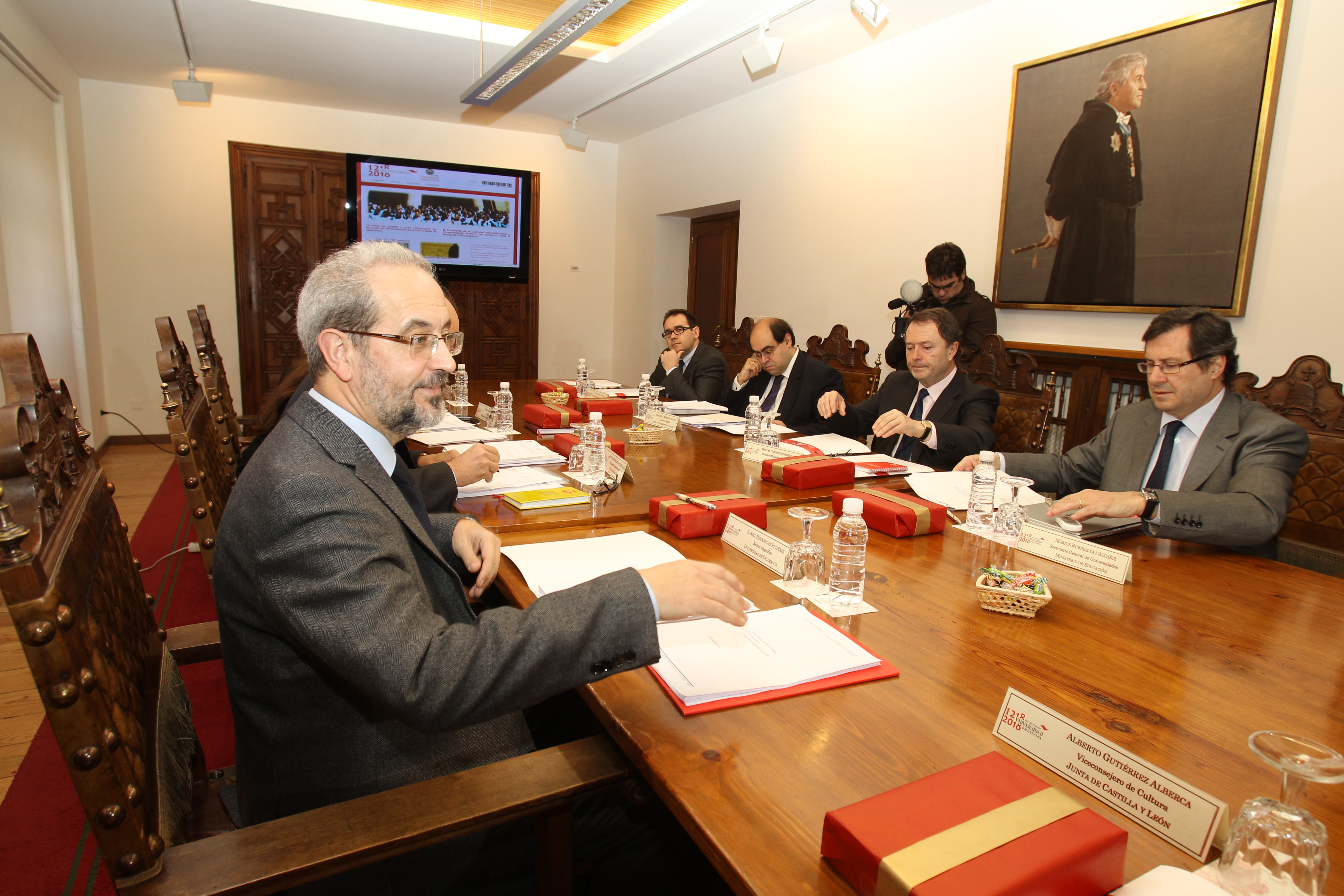 Reunión de la Comisión Ejecutiva del VIII Centenario