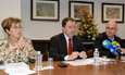 Ángela Calvo, Manuel Carlos Palomeque López y Luis Antonio Miguel Quintales, en la rueda de prensa de presentación