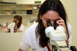 Científicos de la Universidad de Salamanca proponen un novedoso procedimiento para el diagnóstico eficaz de infecciones urinarias en menos de una hora desde la recogida de la muestra