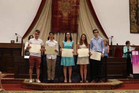 La Universidad de Salamanca premia las 100 mejores notas de la EBAU