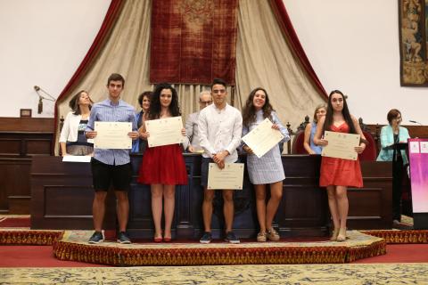 La Universidad de Salamanca premia las 100 mejores notas de la EBAU