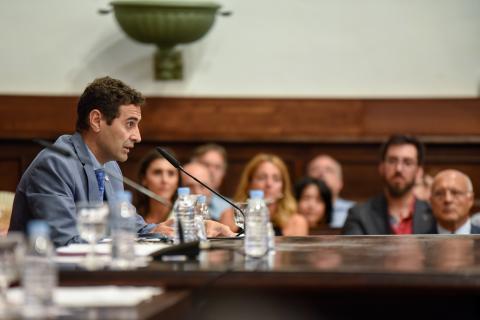 José Miguel Sánchez Llorente, durante su intervención en el Paraninfo.