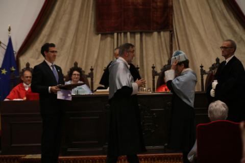 La Universidad de Salamanca inviste como doctoras honoris causa a las filósofas Victoria Camps Cervera y Adela Cortina